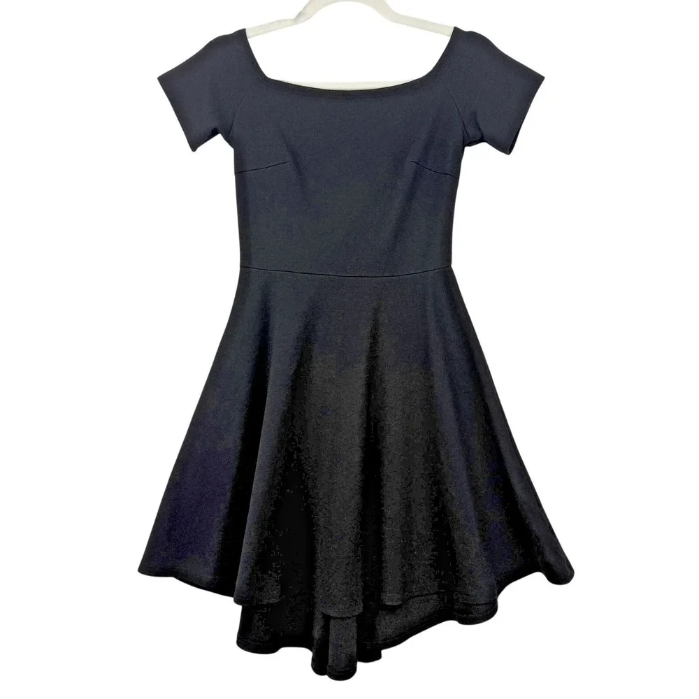 Sarin Mathews Black Off The Shoulder Cocktail Dress‎ Size S Stretch Short Sleeve